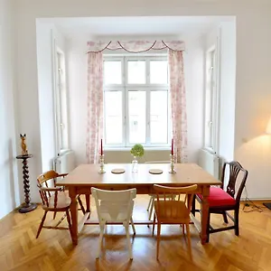 dapontegasse-by-easybb.vienna-besthotels.com/